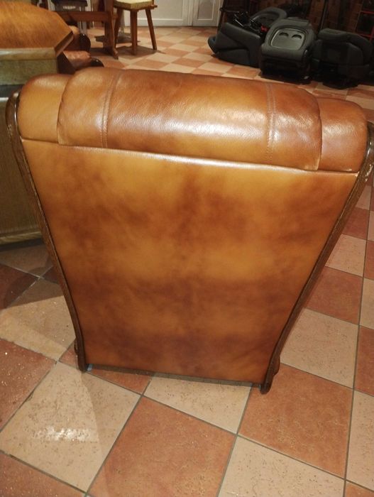 Fotele skórzane używane