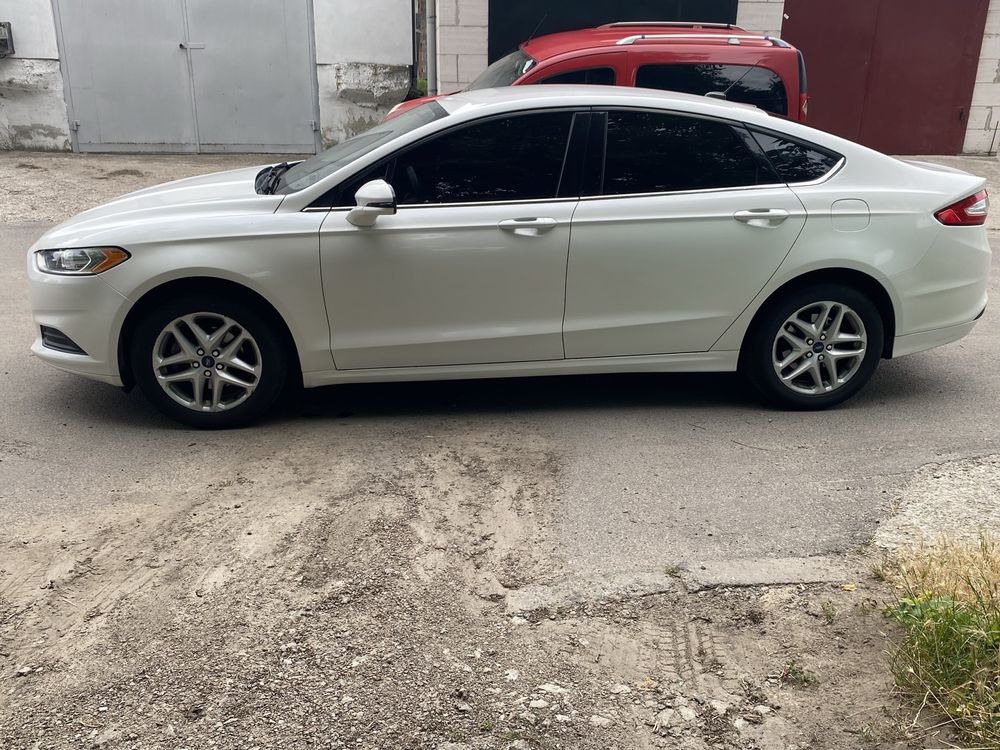 Продам або обміняю Ford fusion usa на Chevrolet volt