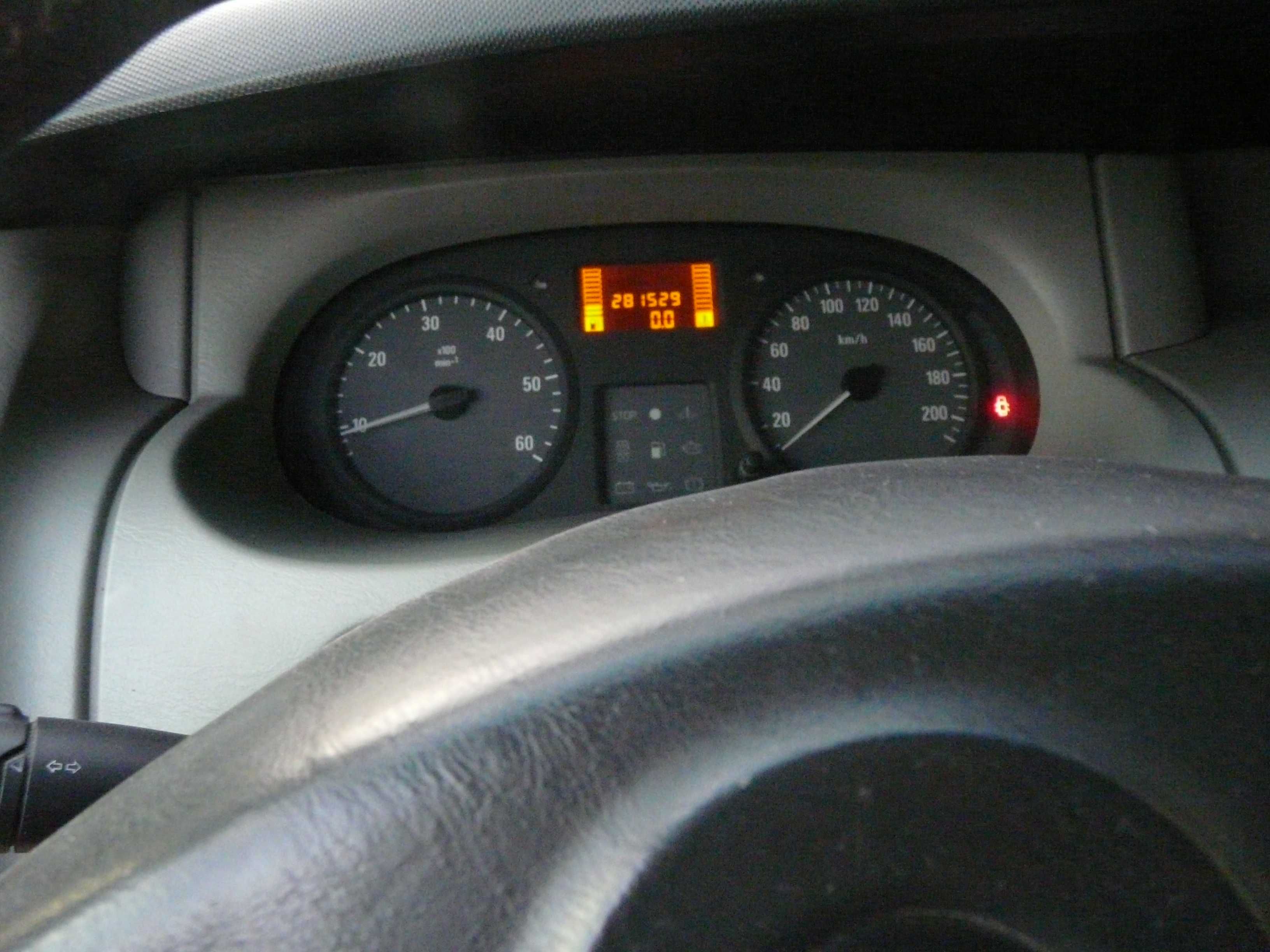 Samochód osobowy Bus Opel Vivaro 1,9 CDTi ,100, 9 osobowy, skrzynia 6