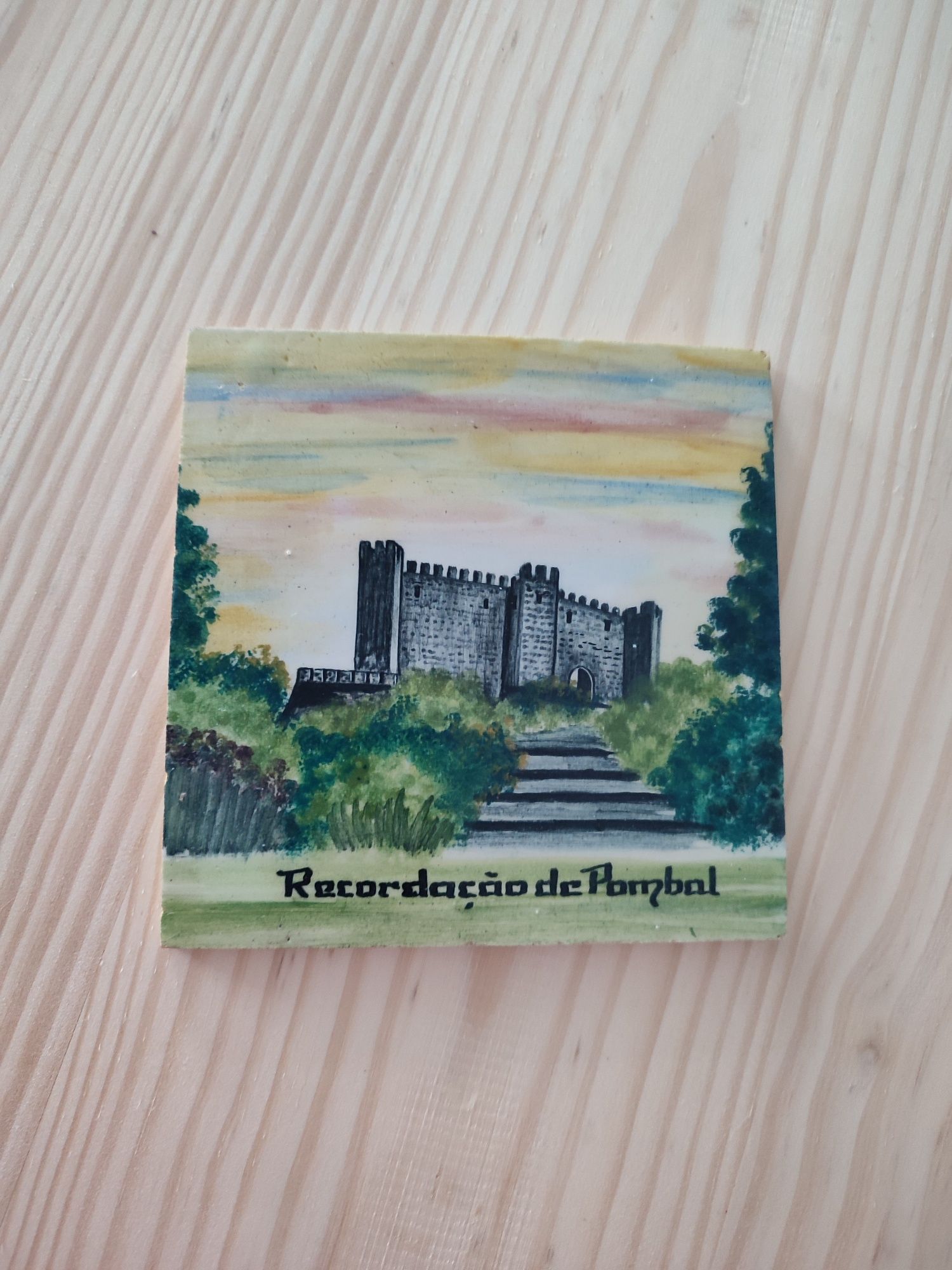 Azulejo pintado a mão - Recordação de Pombal