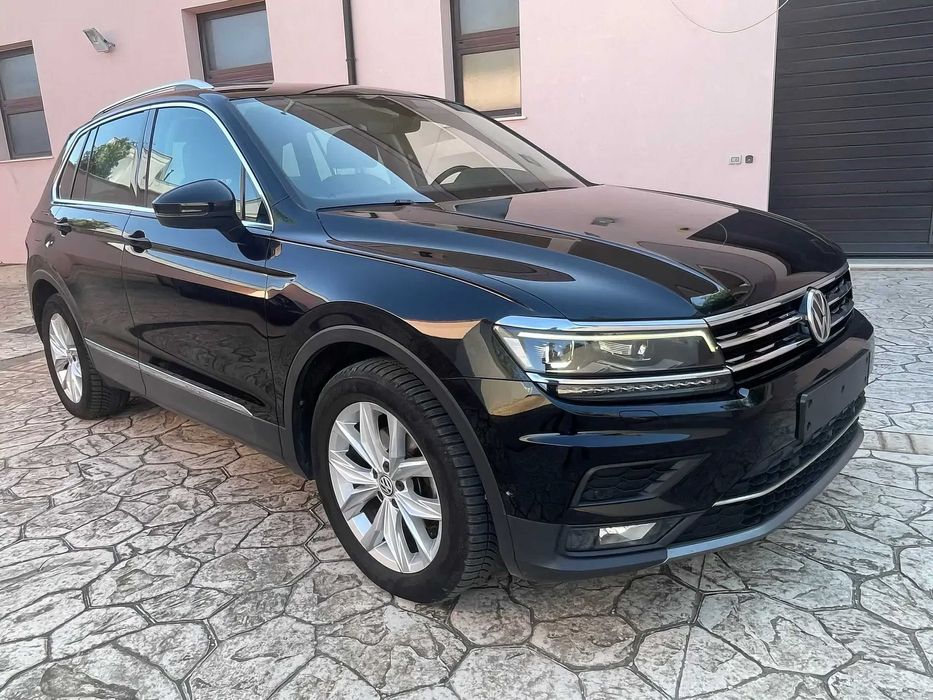 Volkswagen Tiguan      2019