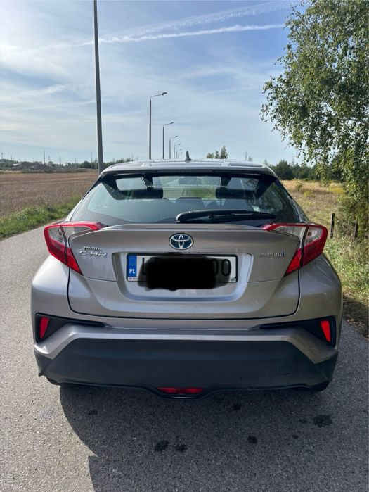Sprzedam Toyota C-HR Hybryda salon Polska