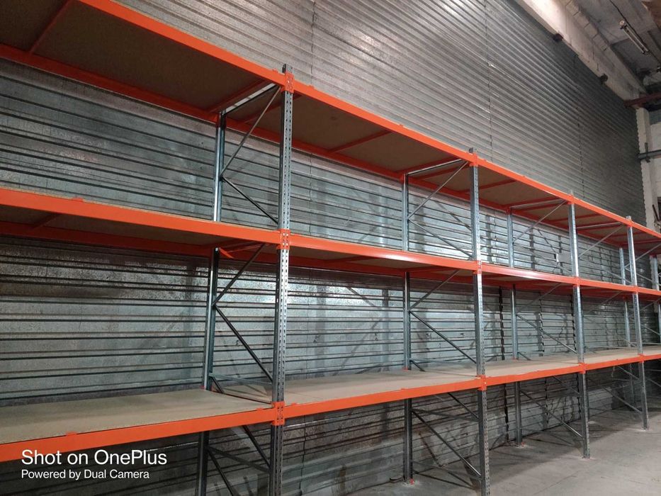 Палетні стелажі на склад. Консольні. Стелажі складські з полицями