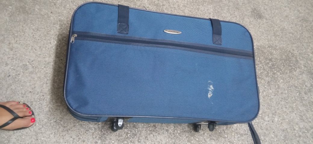 Mala de viagem em excelente estado