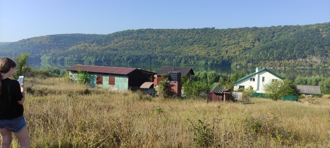 Продам земельну ділянку