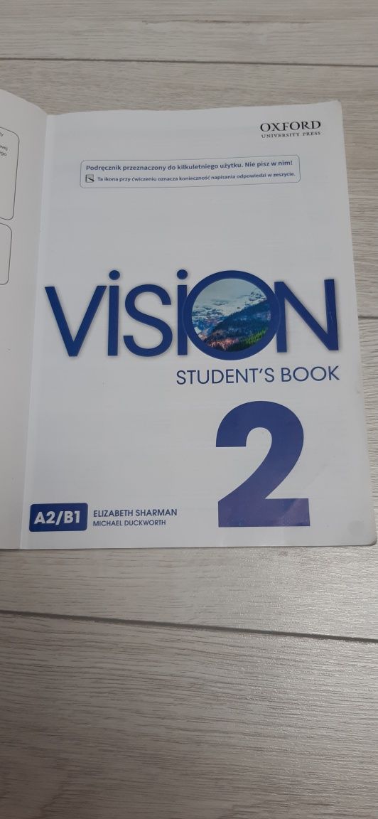 Podręcznik VISION 2, Student' book A2/B1