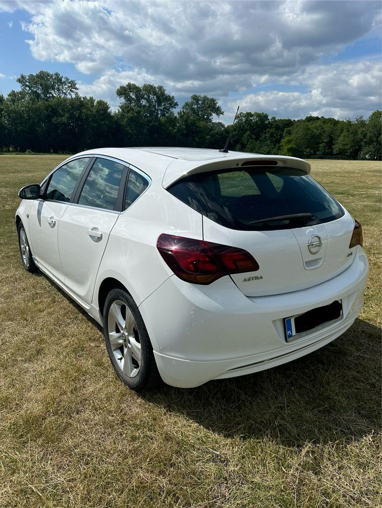 Opel Astra J 1.7 CDTI