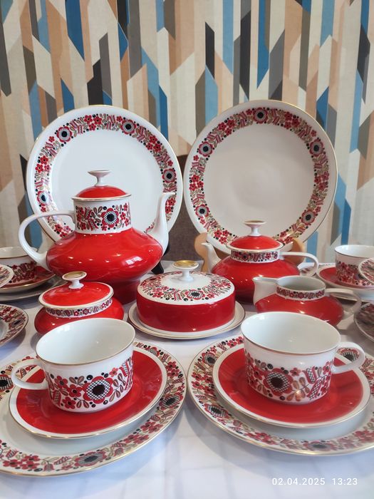 Чайный сервиз 12 персон Freiberger Porzelian, кофейный сервиз ГДР.