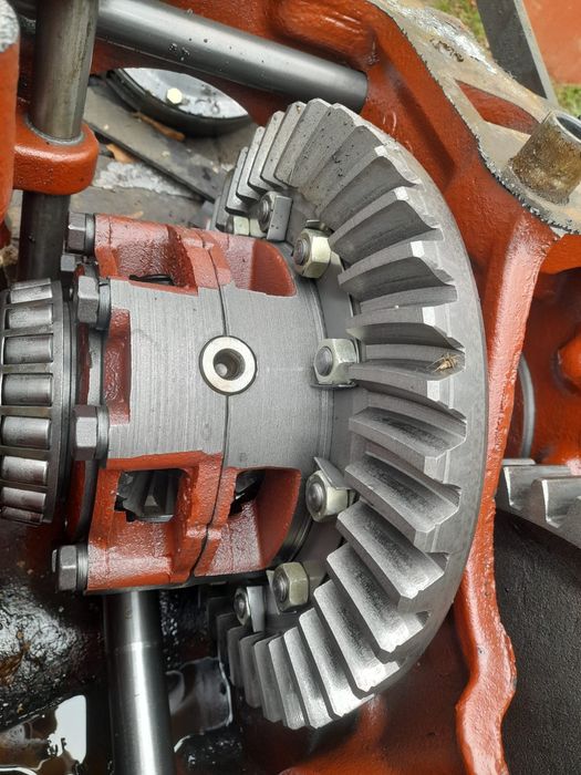 Mechanizm różnicowy atak obudowa pochwa mtz belarus pronar