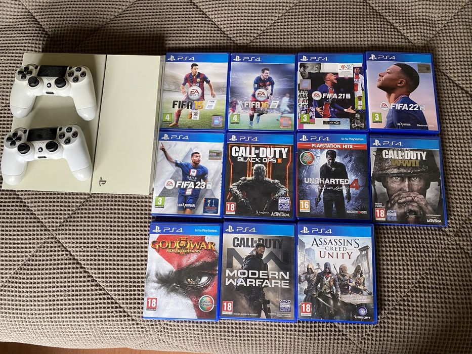 Playstation 4 + 2 comandos + 11 jogos