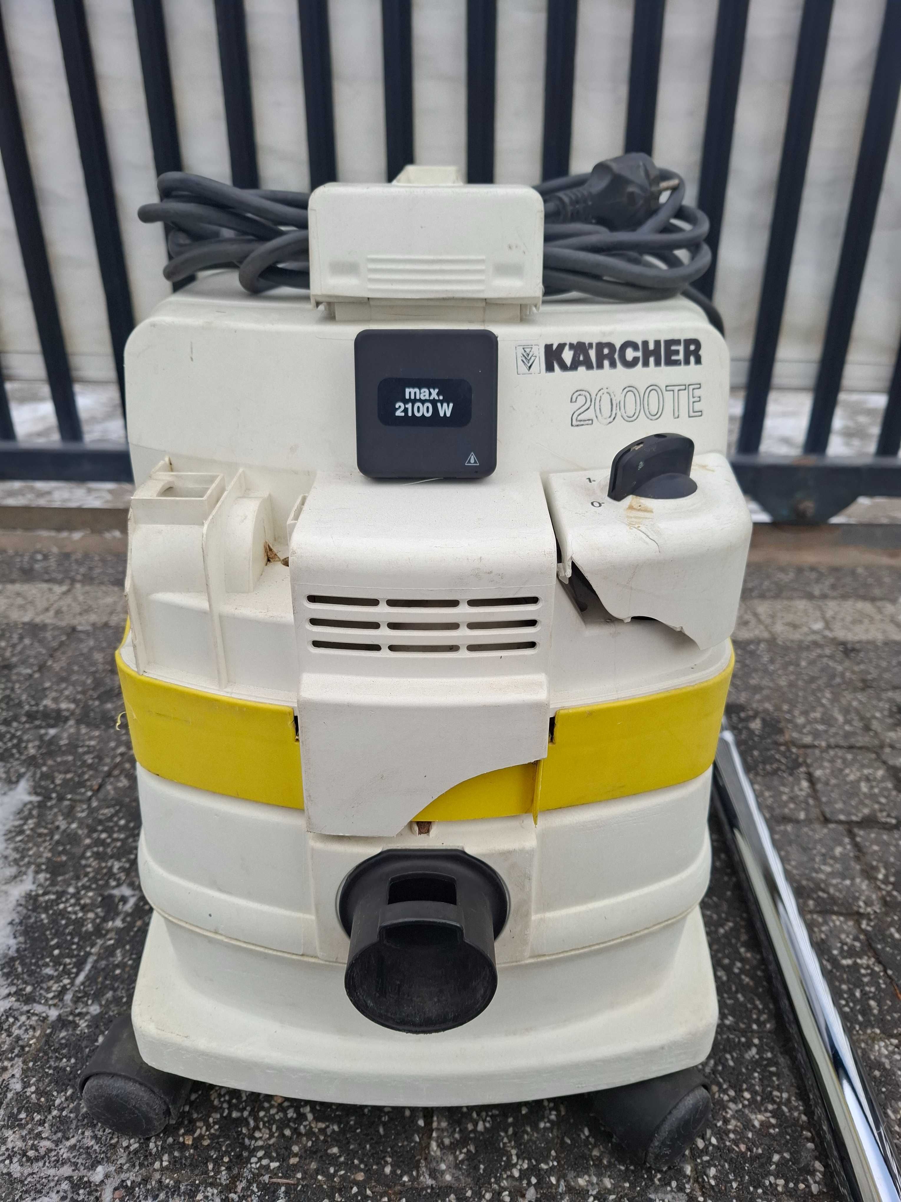 Odkurzacz Karcher  2000 TE *Gniazdo elektronarzędzi*