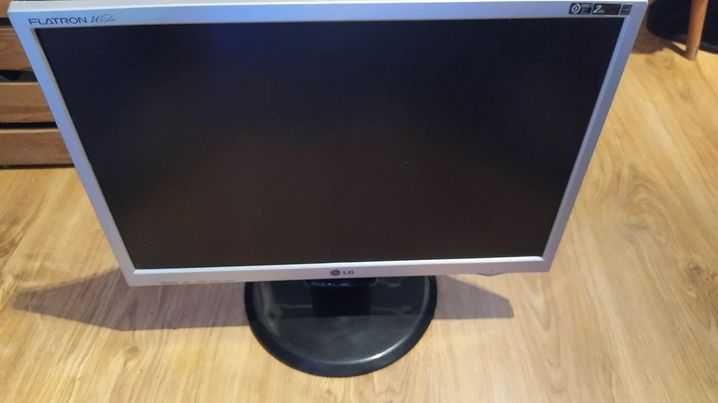 Monitor LG L196WTQ-SF