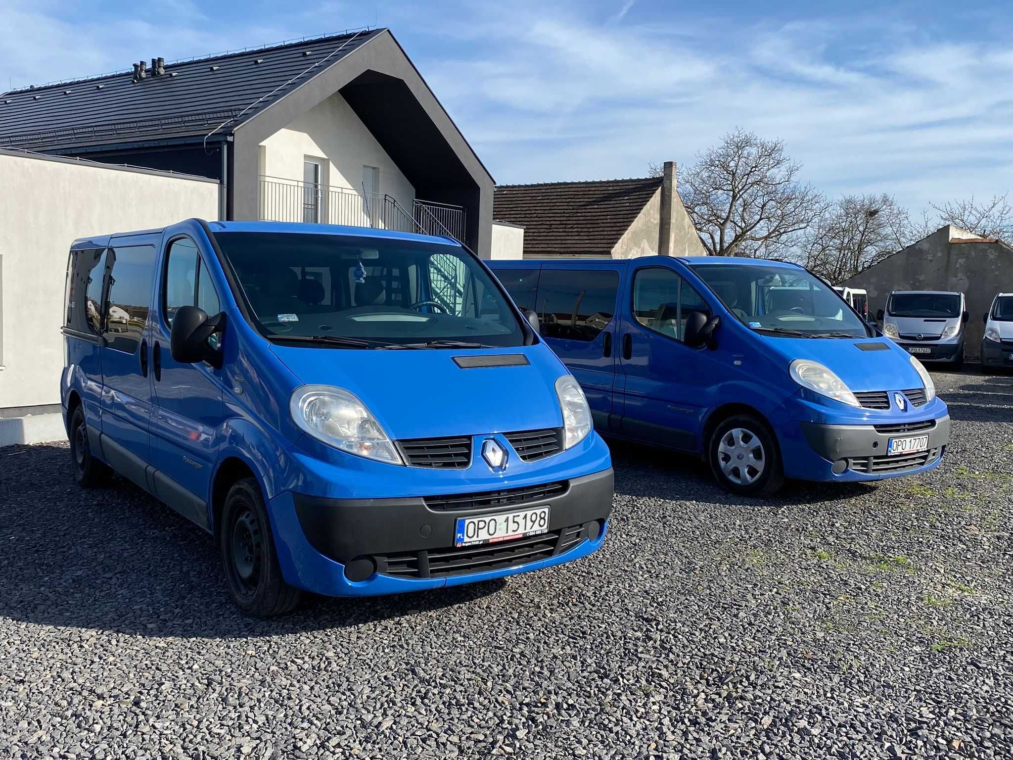 Renault Trafic 9 osobowy Long 2x Klima 2x Ogrzewanie PL salon