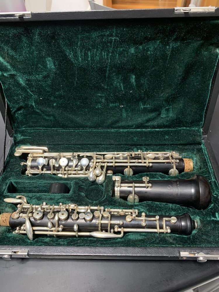 Oboe marca Jimbao