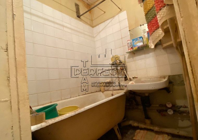 Продаж 3-кімнатної квартири на Доманицького 4 (Генерала Потапова)