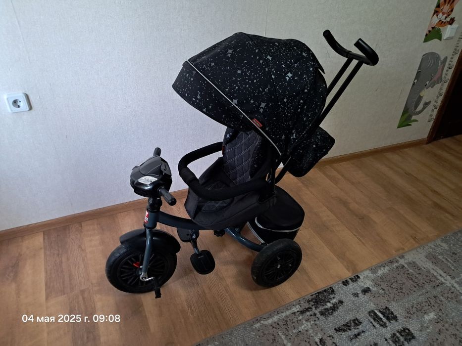 Трехколесный велосипед