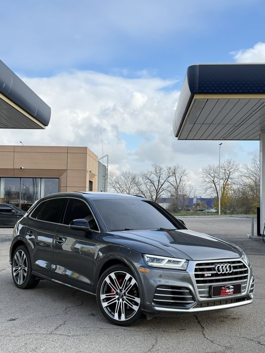 Audi SQ 5 2018 года 3.0 бензин АКПП