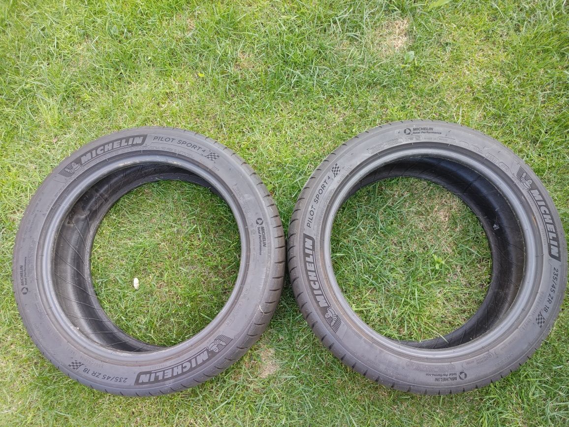 Michelin Pilot Sport 4 235/45 r18