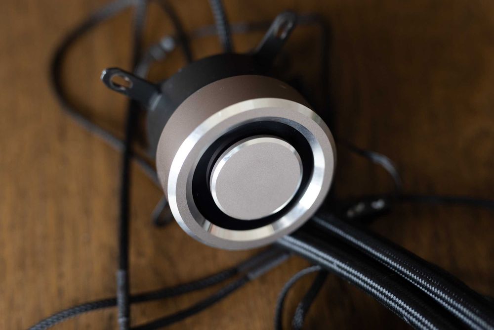 Cooler CPU a Água AIO Lian Li GALAHAD V2 DRGB - 240mm (LGA 1700 Ready)64354157006594122