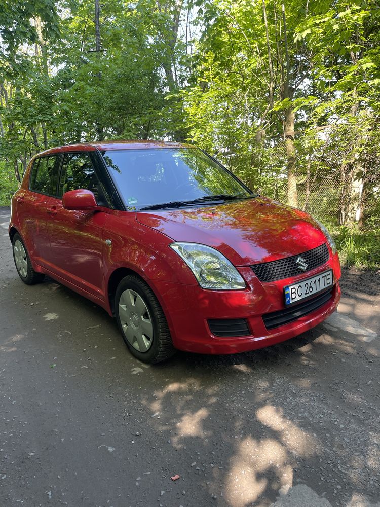 Suzuki Swift  Продаж свого авто