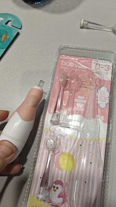 Дитяча зубна щітка 0 - 3  роки Seago Baby sonic та ECOLIFE