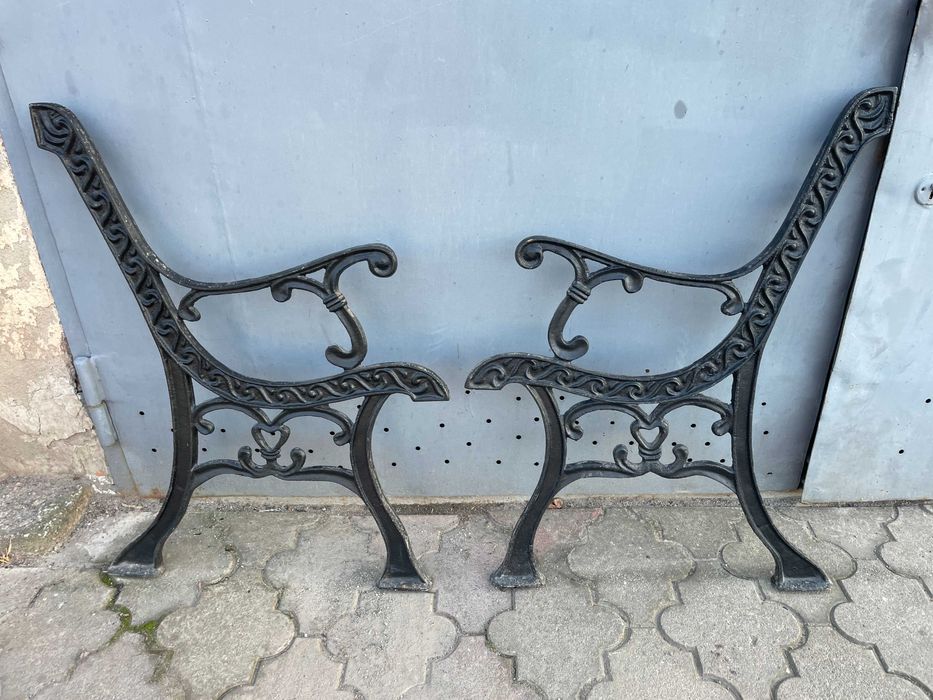 Noga do ławki żeliwnej "Chińska"