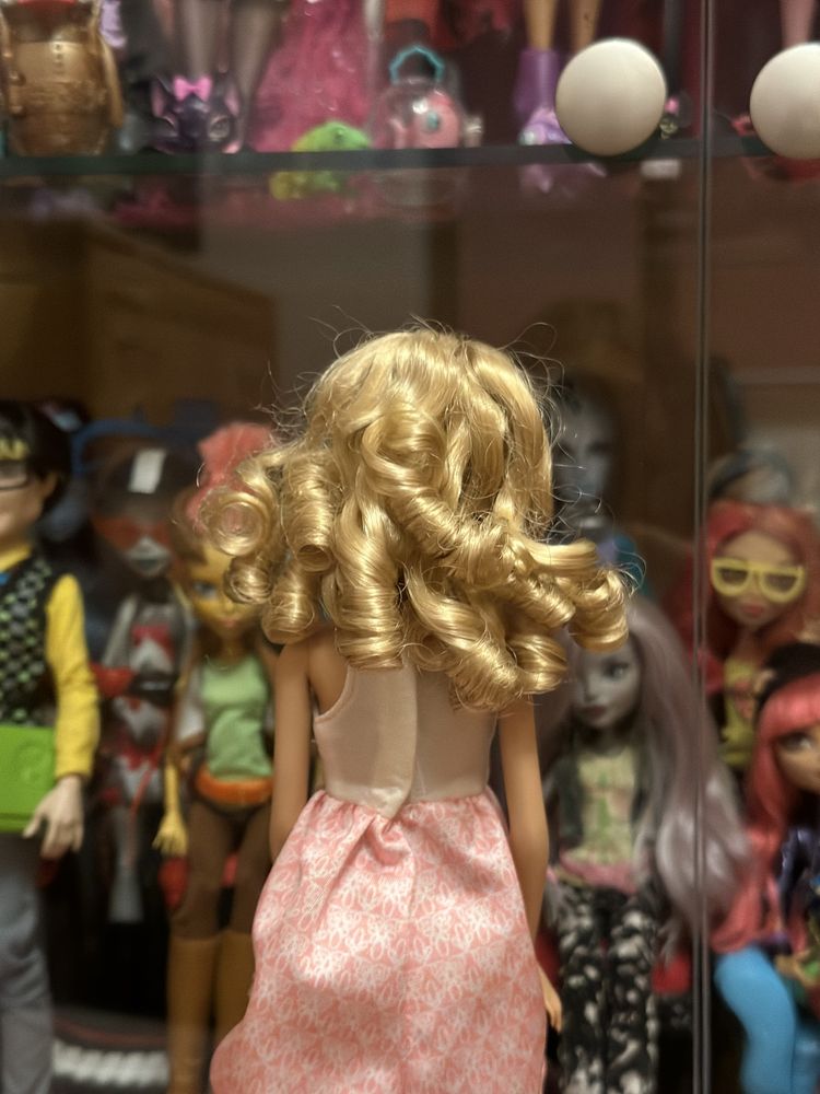 Лялька Барбі Попелюшка 2005 року “Barbie Cinderella Country Dress”