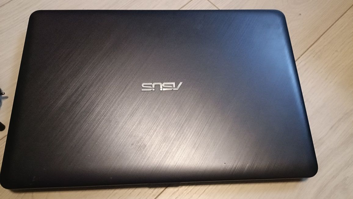Laptop ASUS F543M 15,6
