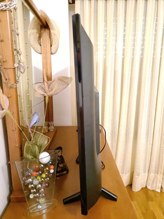 TV Grundig - 49 polegadas