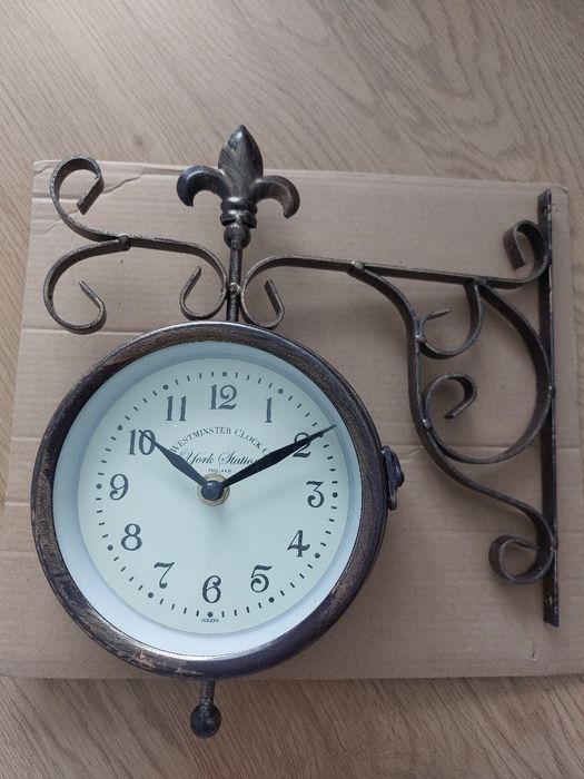 Zegar dwustronny kolejowy