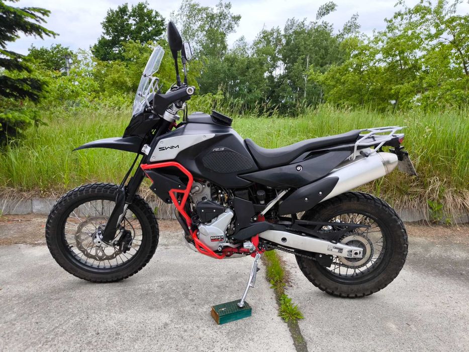 motur SWM 650 SuperDual  2023