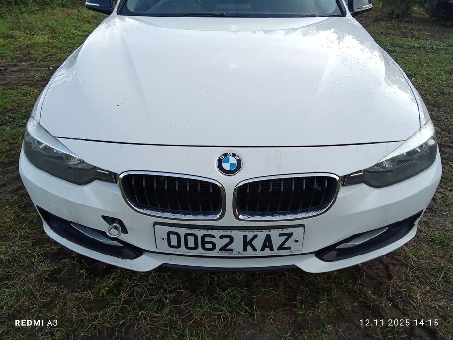 BMW f30 Anglik kod lakieru 300