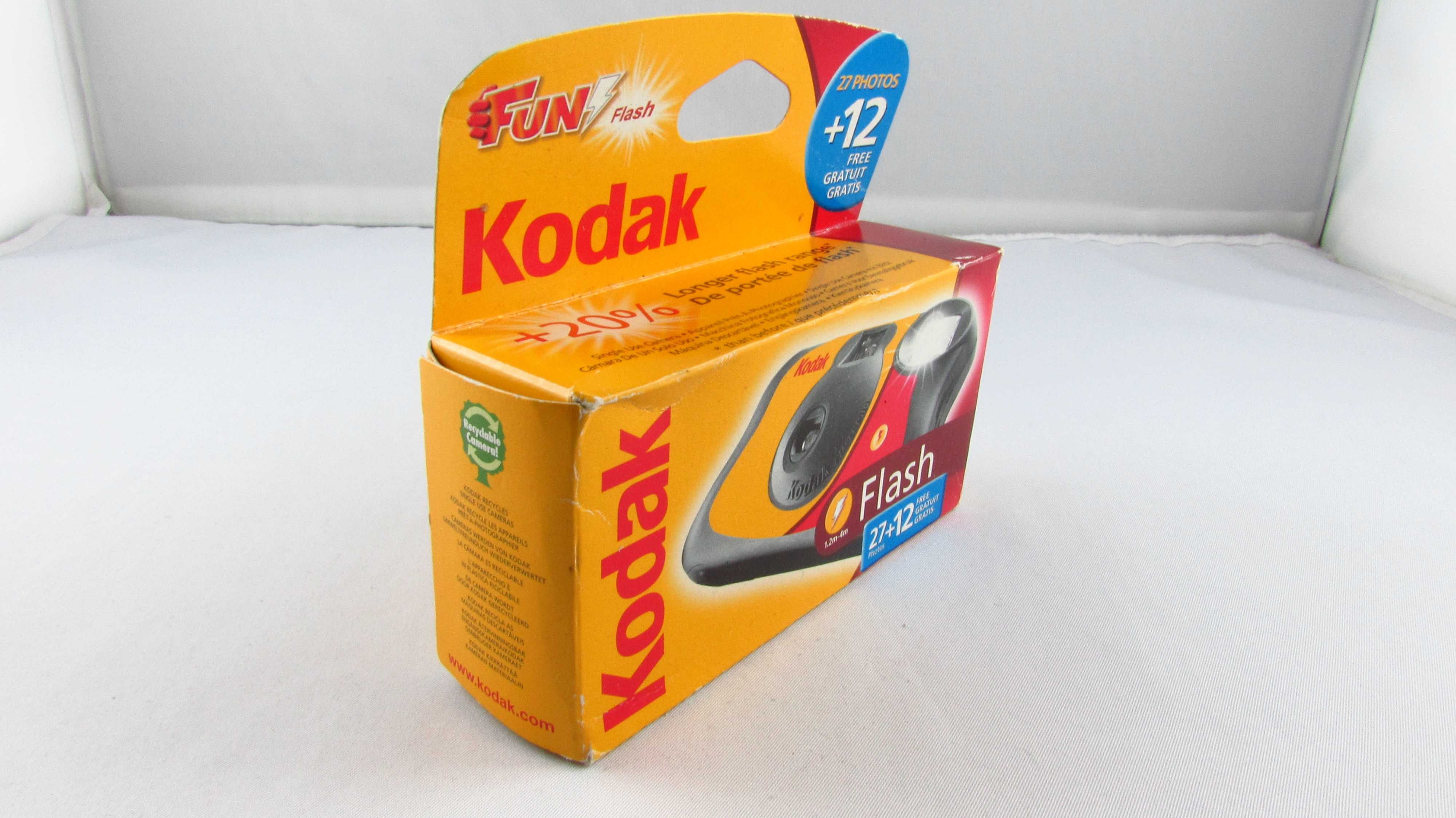 KODAK  - Fun Flash Aparat Analogowy Jednorazowy 27 + 12 zdjęć.