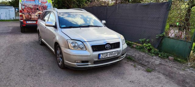 Toyota Avensis 2 Kombi D4D