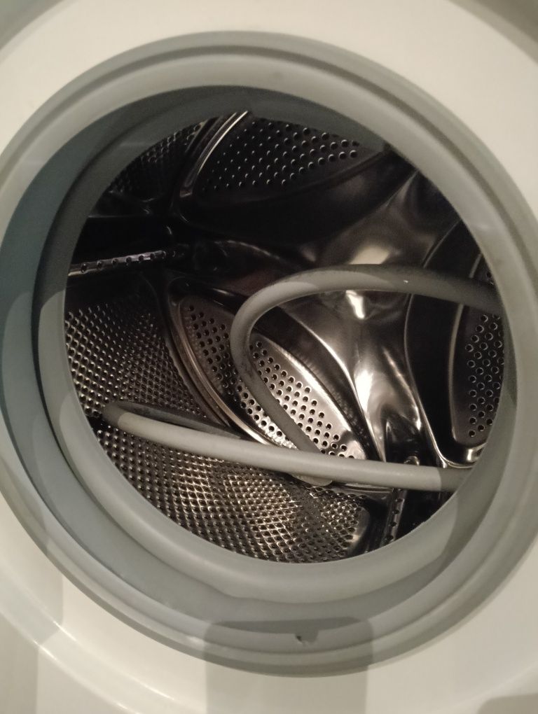 Máquina de lavar roupa semi nova  Siemens XB 2460