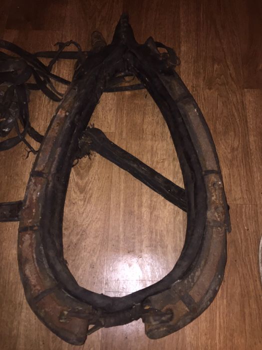 Chomąto. Starocie prl.