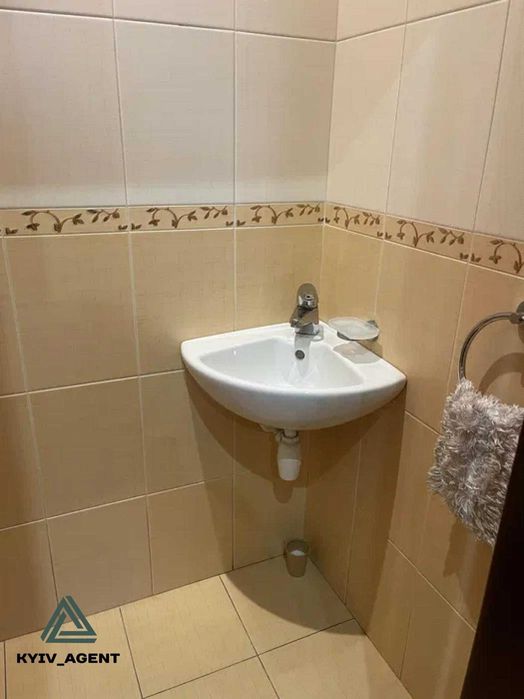 Продаж від першого власника Повноцінна 2к 90 м2 по вул.Урлівська 16/37