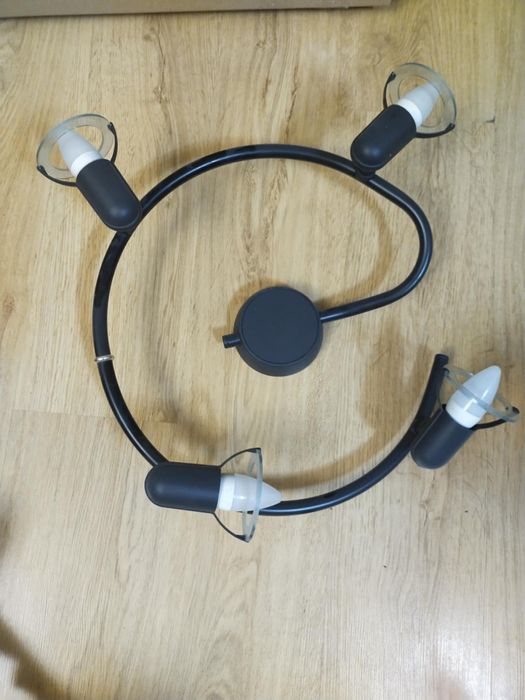 Czarny Karnisz lampa