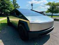 2024 Tesla Cybertruck Crew Cab