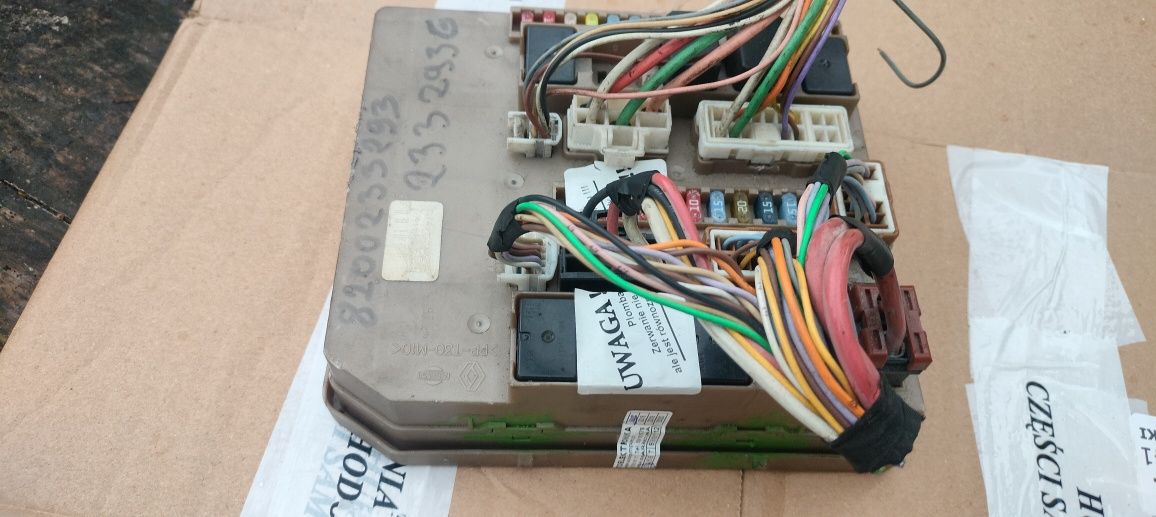 Moduł modem UPC UCH BSI BSM Renault Modus Clio 3  233.293G z wtyczkami