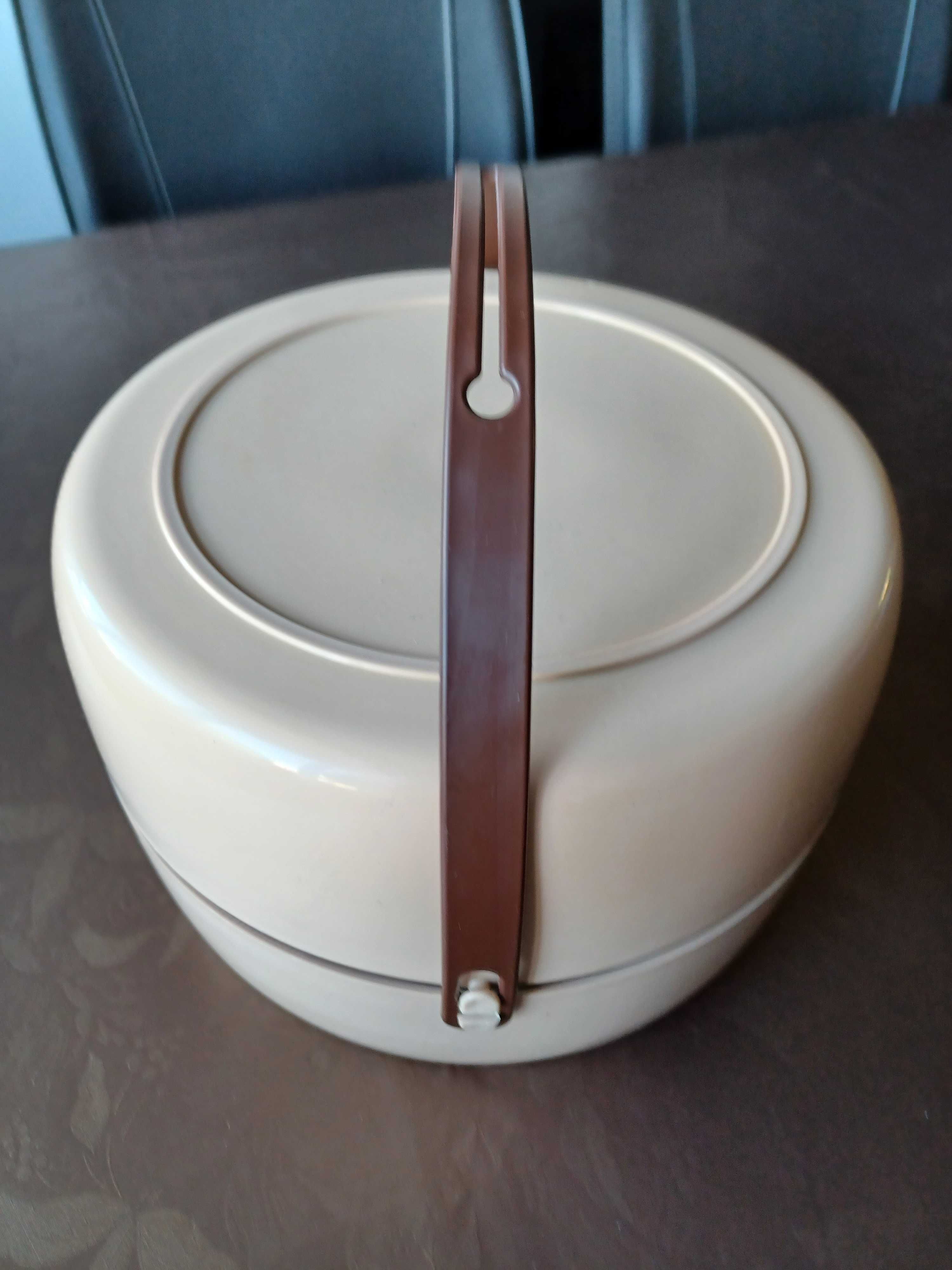 Conjunto para Picnic em plástico resistente - NOVO