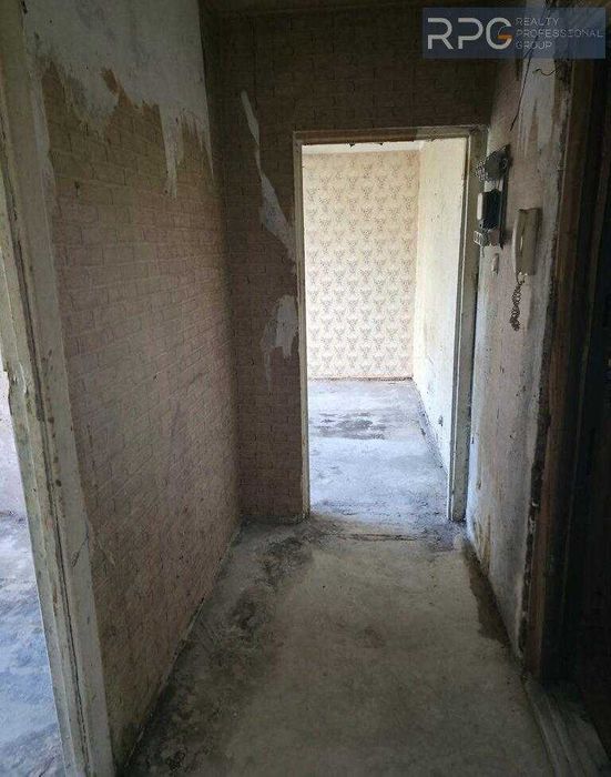 Продам 3-кімнатну квартиру ГОТОВУ ДО РЕМОНТУ бул. Миколи Руденка 19 ая