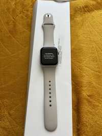 Sprzedam zegarek smartwatch apple se 40 w bardzo dobrym stanie