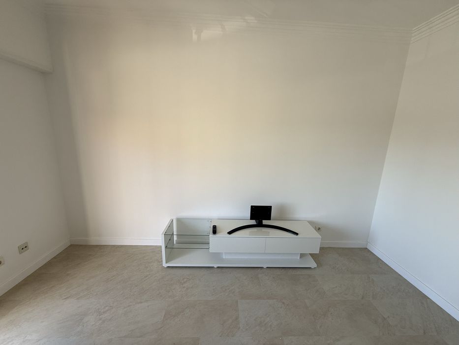 Movel TV - como novo