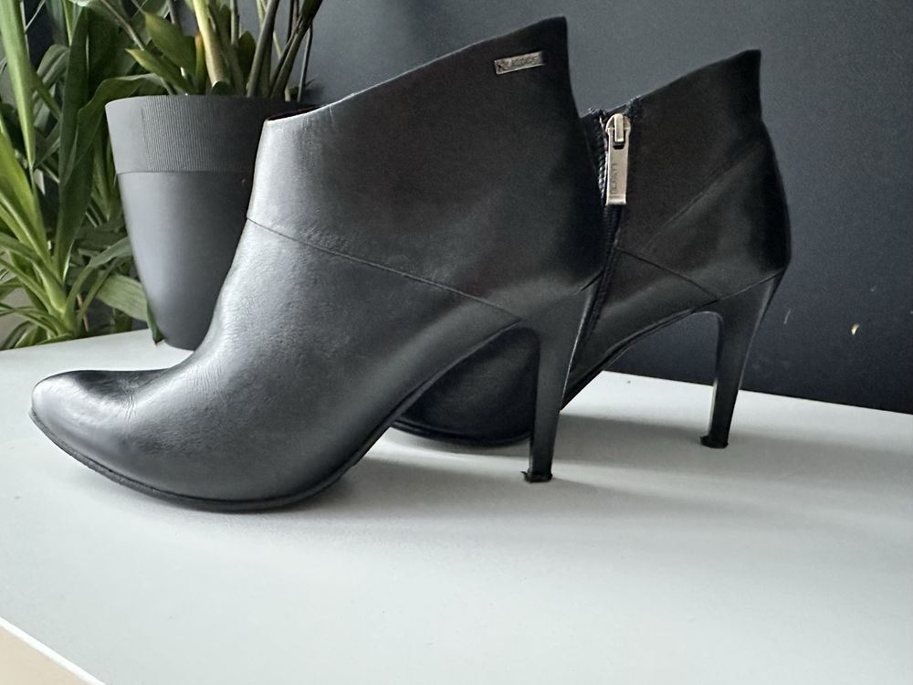 Buty Damskie Botki LASOCKI  Szpilka r.38