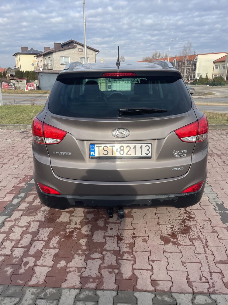 Hyundai ix35 , 2.0 CRDI  184 km ,4 WD