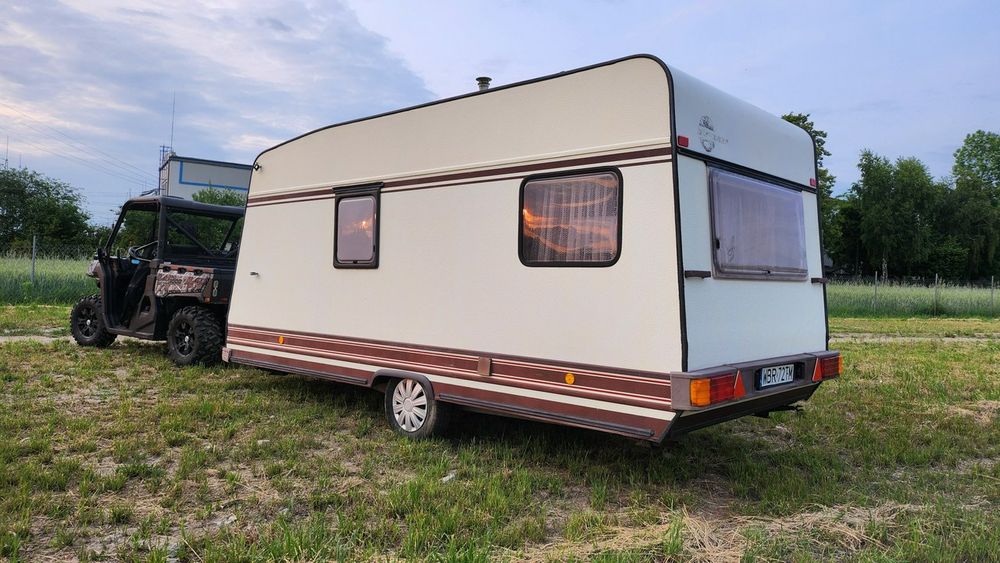 Buerstner Przyczepa Kemping Przedsionek 4505 Łazienka Kuchnia 2 sypial