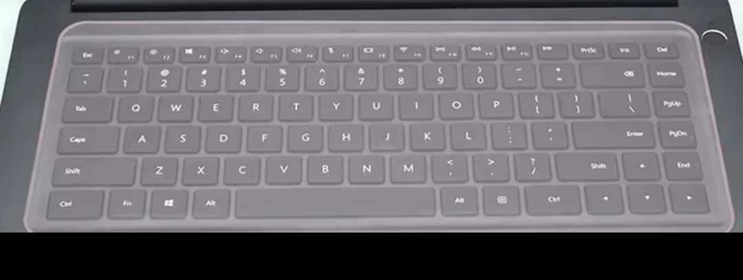 Uniwersalna osłona na klawiaturę laptopa