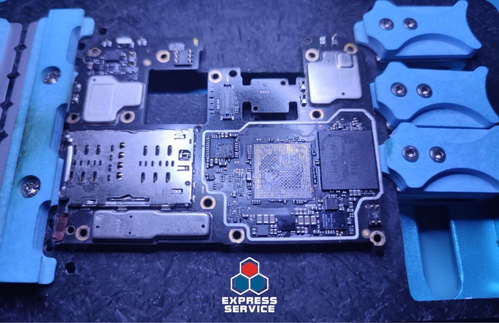 Срочный ремонт iPhone Айфон Одесса! Сервисный Центр Express Service