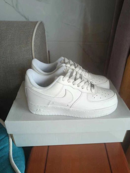 Biały Nike Air Force 1'07, rozmiar 40
